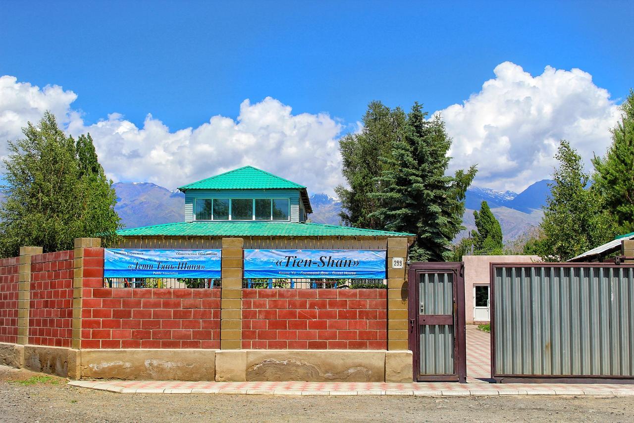 Tian-Shan Guest House Balyktschy Exterior foto